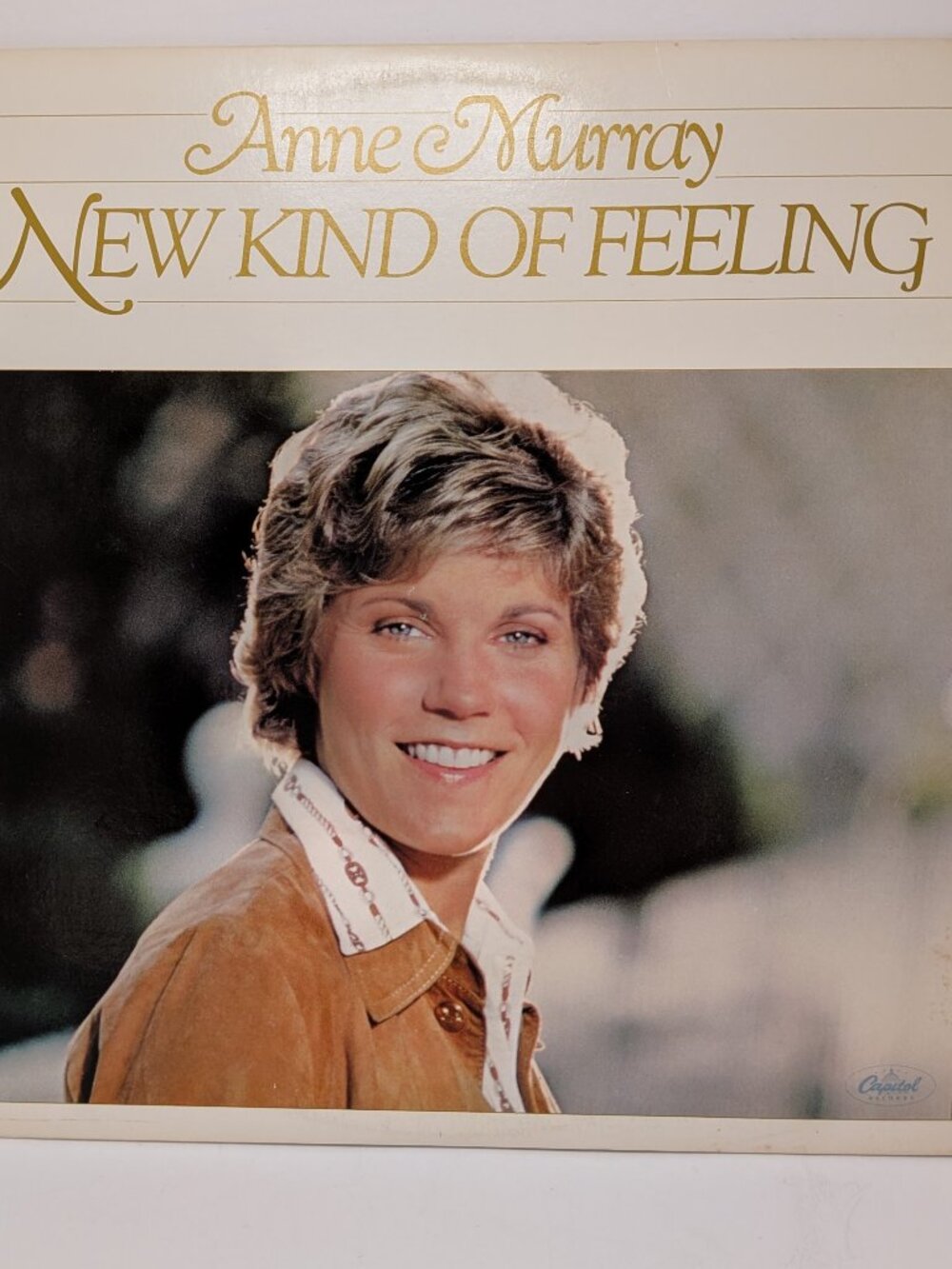 VINTAGE ANNE MURRAY - "NEW KIND OF FEELING" 1979 CAPITOL RECORDS VINYL LP